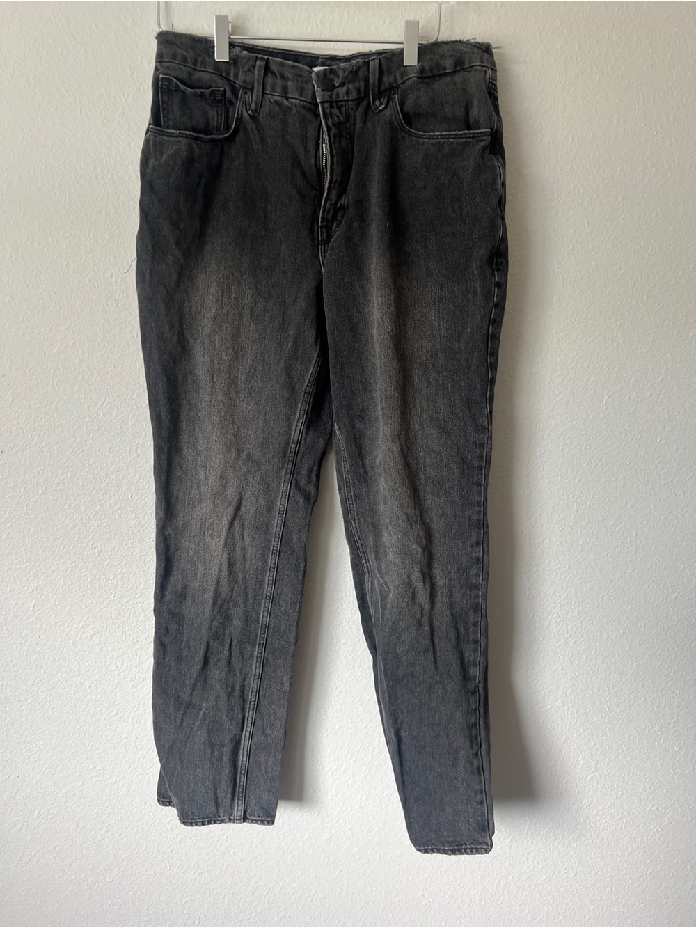 GOOD AMERICAN Good '90s Icon Straight Leg Jeans - Picture 5 of 6